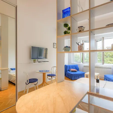 Apartment Silver *